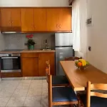 Summerscape And Apartman Szidári
